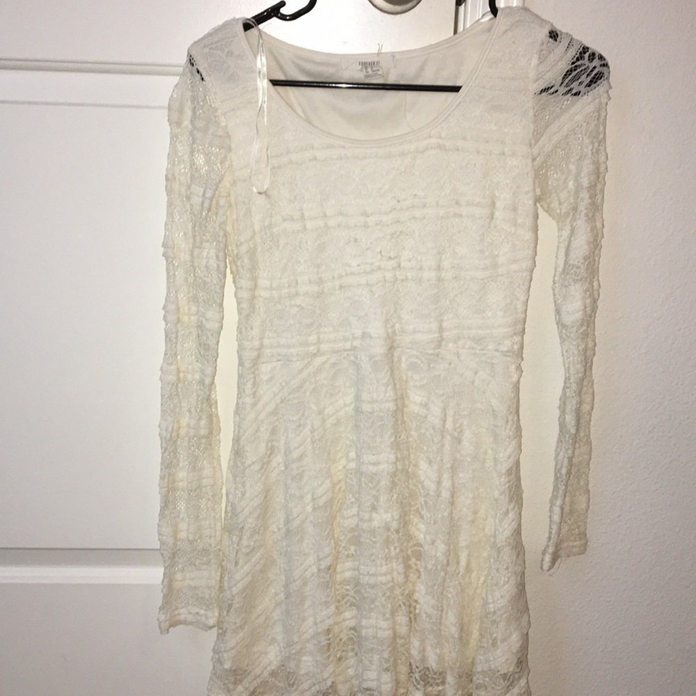Forever 21 Lace dress